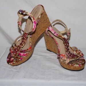 Adrienne vittadini jeweled wedges size 7.5